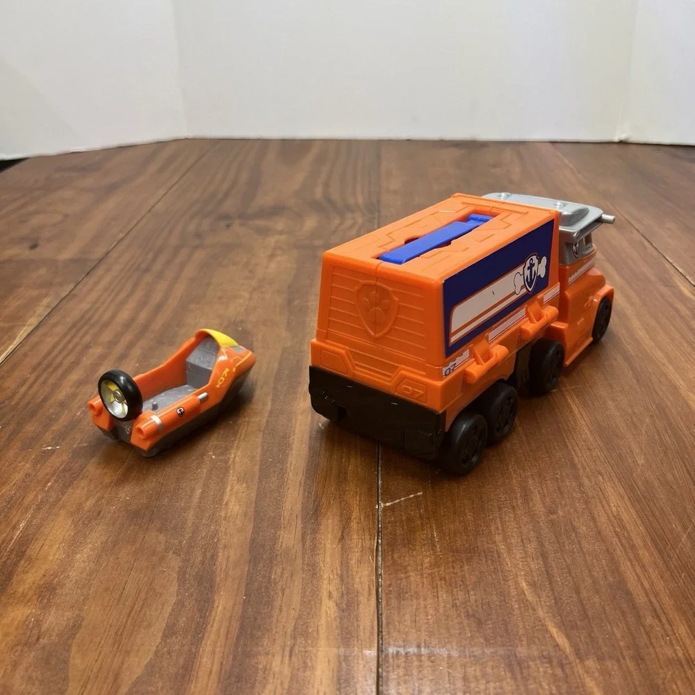PAW Patrol, Big Truck Pup's Zuma Transforming Toy Trucks with Collectible Action
